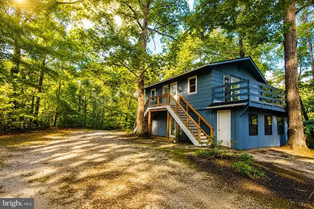 185 Pond Point Ave, Walkerton