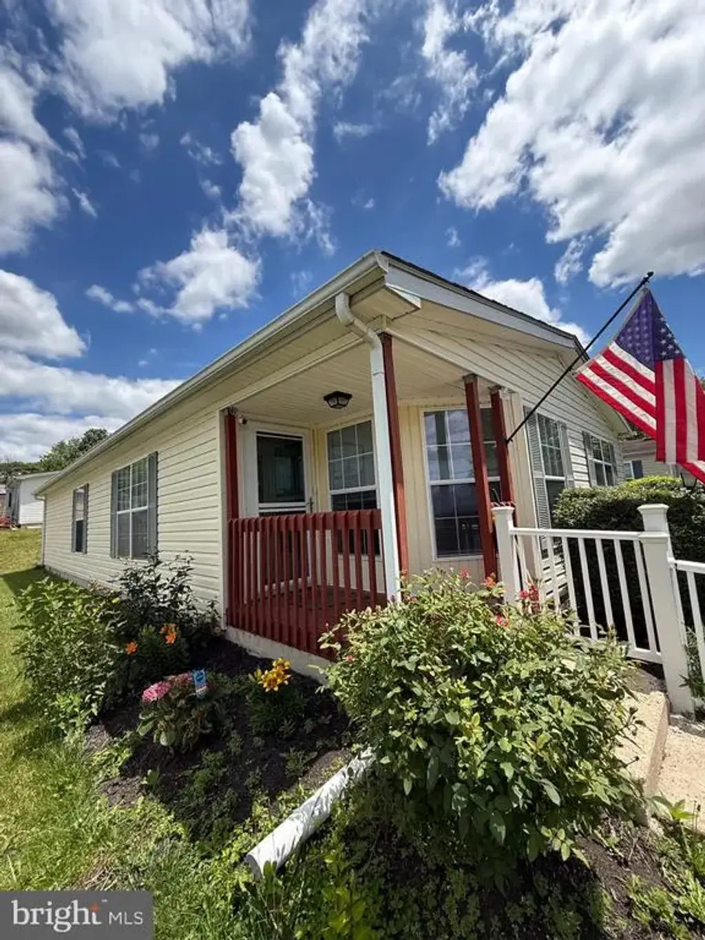 12 Longwood Ct W, HARLEYSVILLE