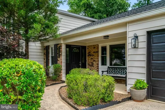 4334 Stream Bed Way, Alexandria