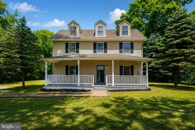 303-a Irish Ln, Aberdeen