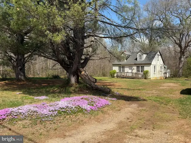 10737 Robert E Lee Dr, Spotsylvania