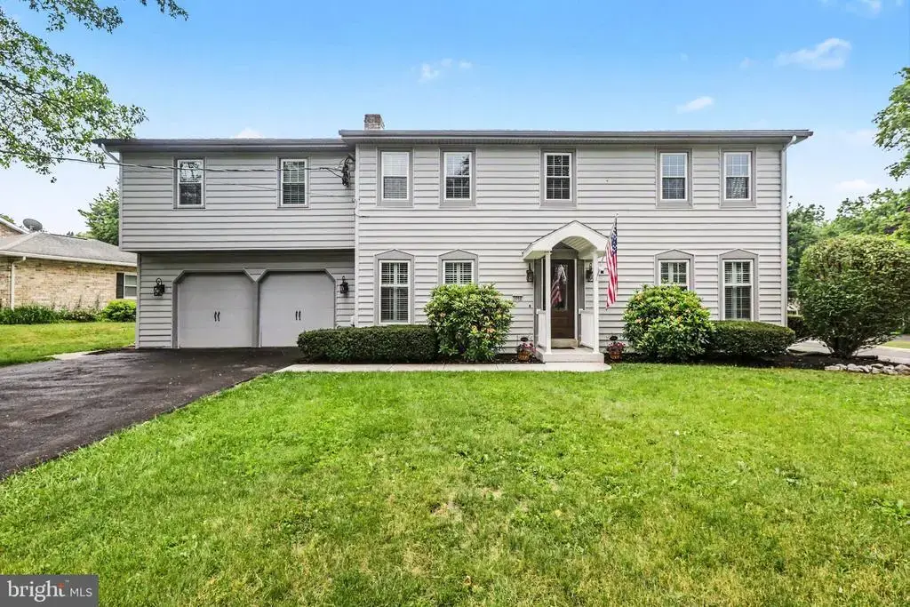 1000 Dale Pl, CARLISLE