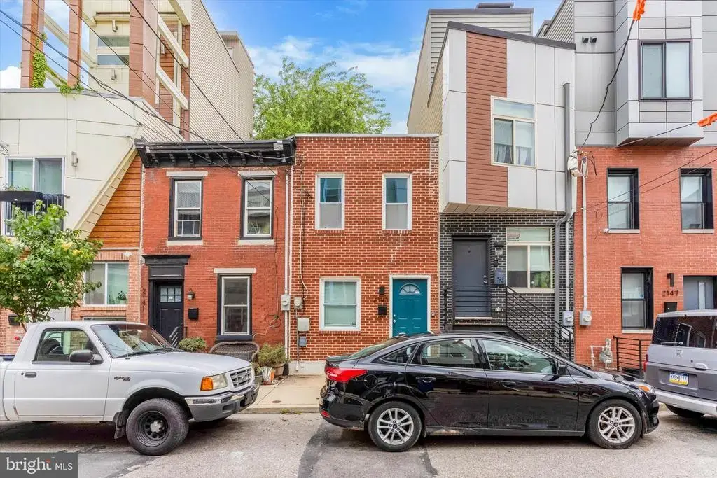 2143 E Albert St, PHILADELPHIA