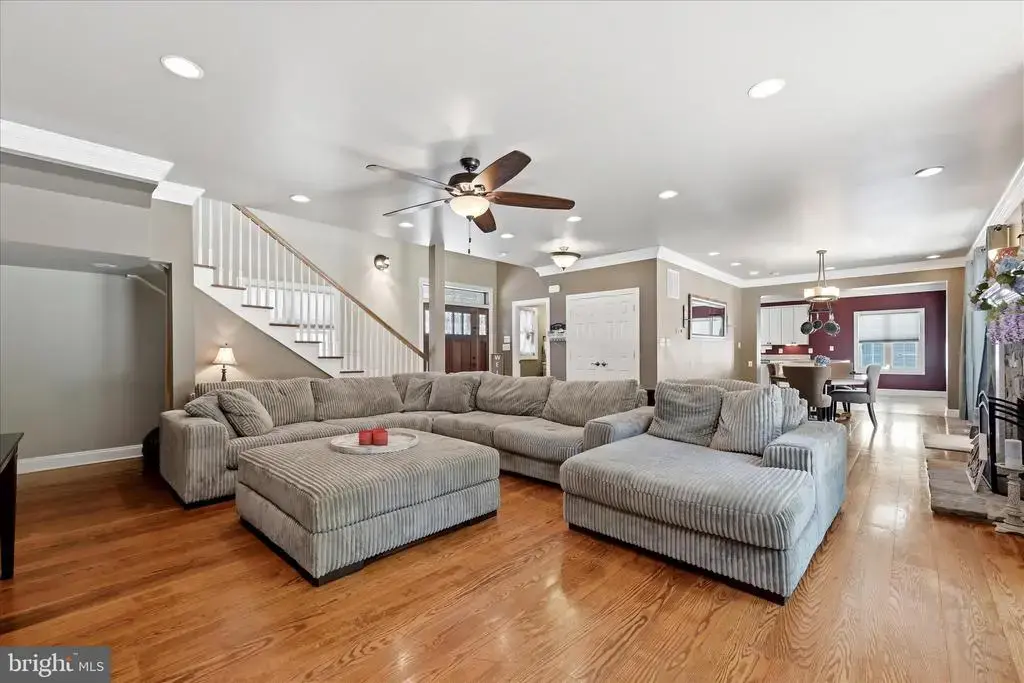 59 Howards Ln, BOYCE