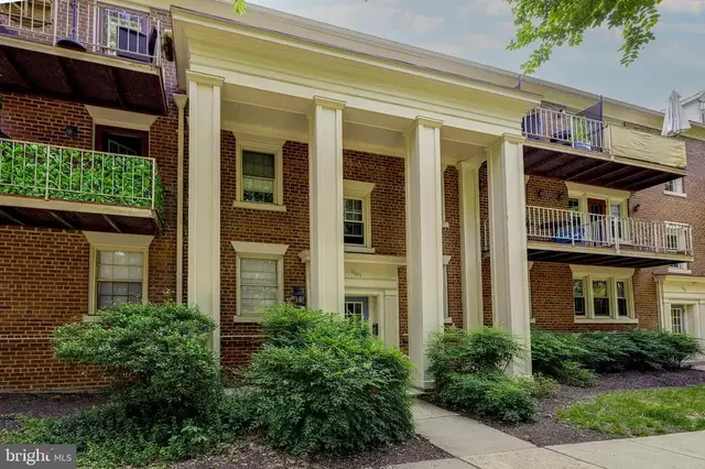 1403 E Abingdon Dr #2, Alexandria