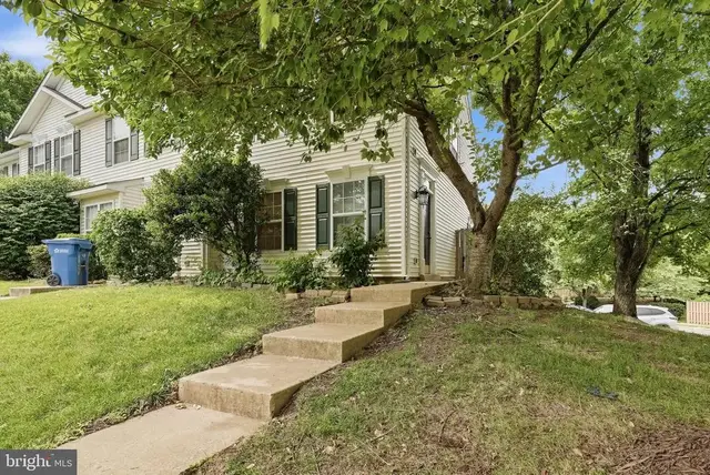 20430 Herring Pond Ter, Sterling