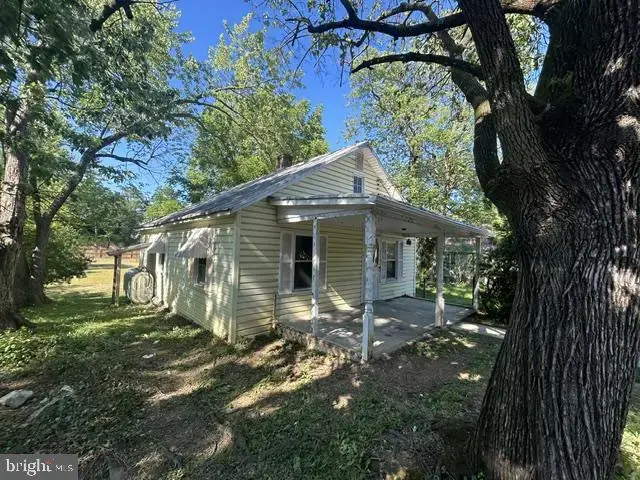 1124 Conway St, Winchester