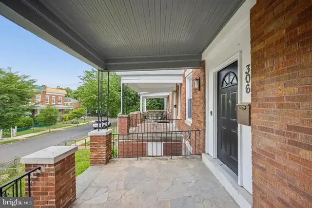 306 Lyndhurst St, Baltimore