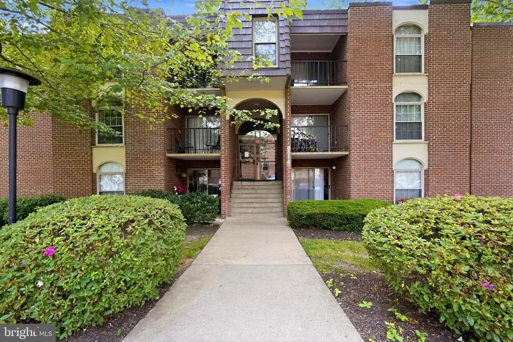 8314 Tobin Rd #t3, ANNANDALE