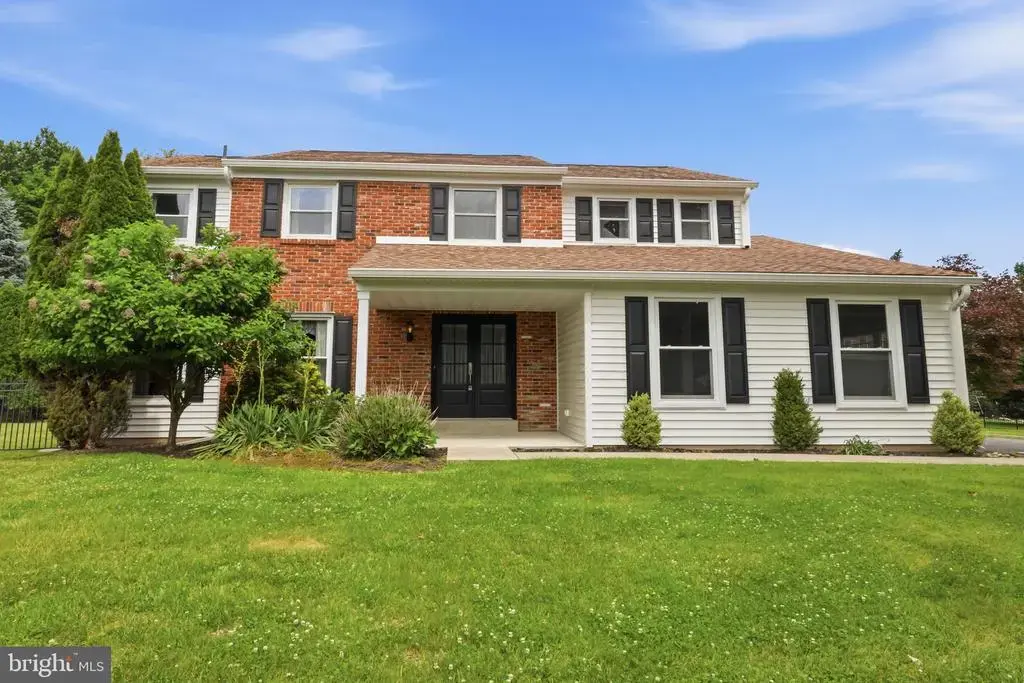 1140 Charter Rd, WARMINSTER