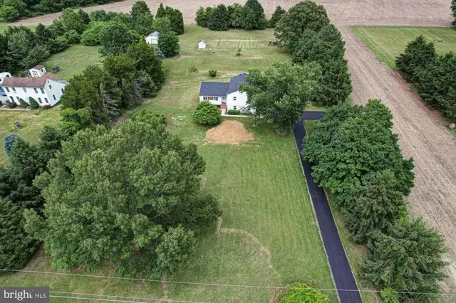 911 Blackbird Landing Rd, Townsend