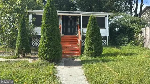 5205 Doppler St, Capitol Heights