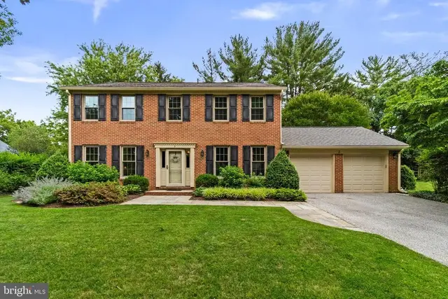 3 Erwood Ct, Baltimore