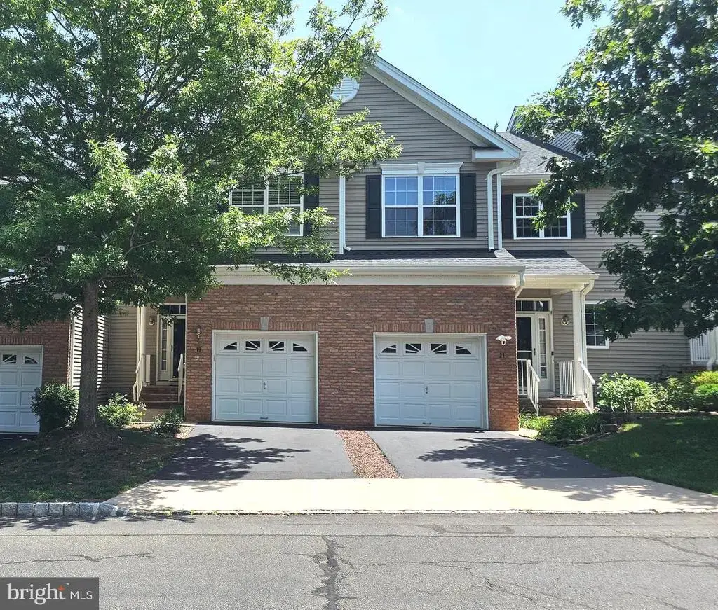 19 Hoover Ave, PRINCETON