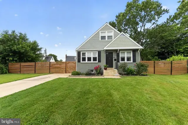 718 Susquehanna Cir, Newark