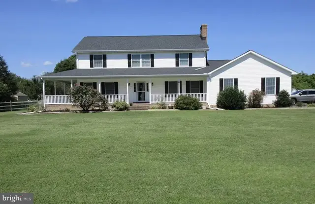 991 Church Hill Rd, Milford