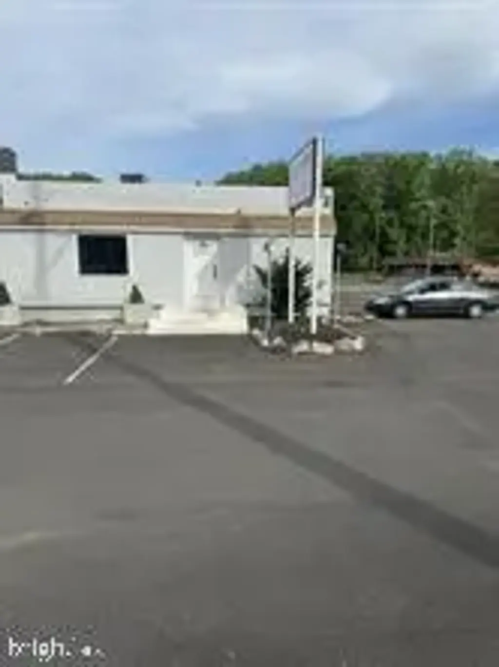 590 Us Highway 130, EAST WINDSOR TWP