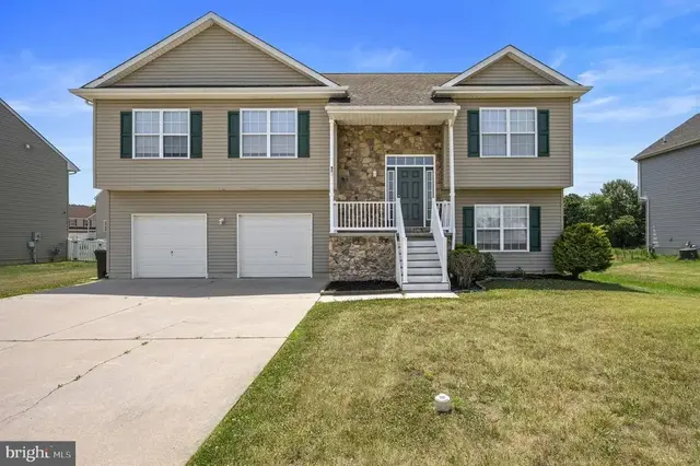 45 Fields Dr, Smyrna