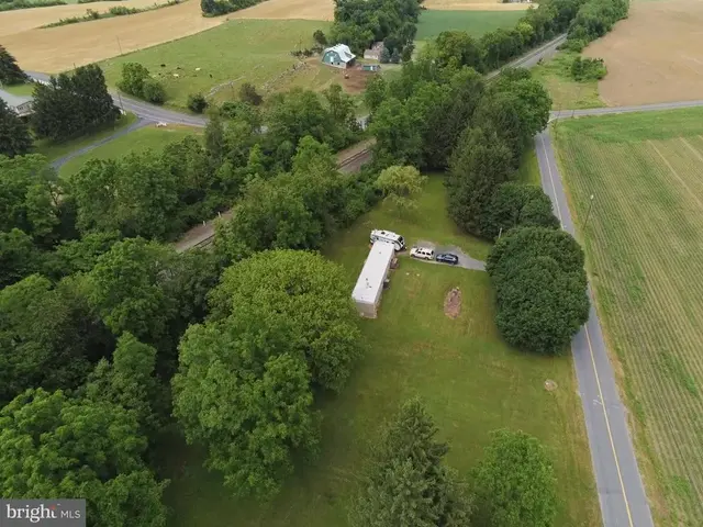4925 Railroad Rd, Chambersburg