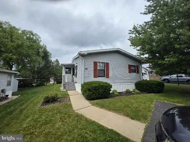 49 Meadow Run Pl, Harrisburg