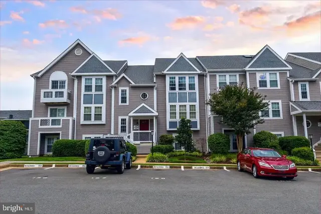 4056-c Grays Pointe Ct #4056c, Fairfax