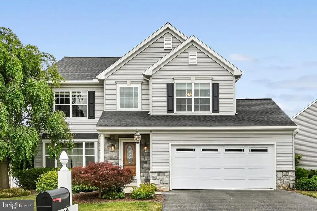 340 Wissler Way, LANDISVILLE