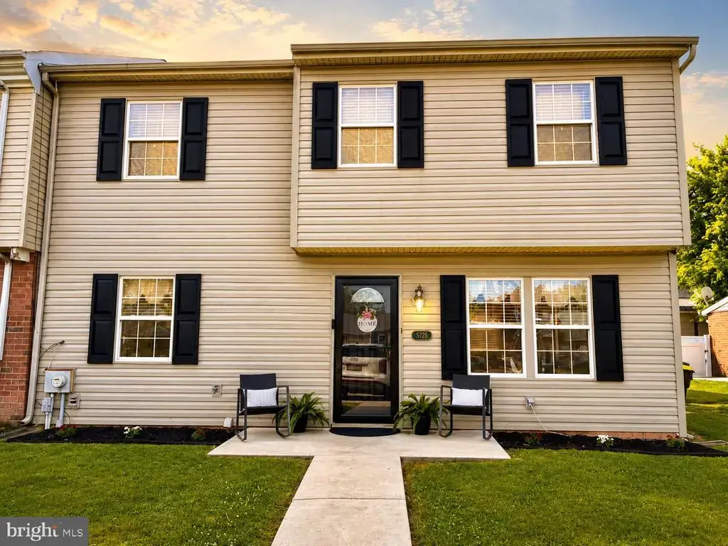 5725 Cavalier Ct, BENSALEM
