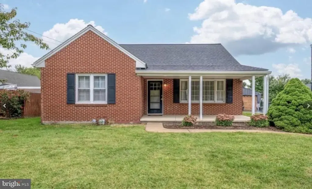 923 Rohrerstown Rd, LANCASTER