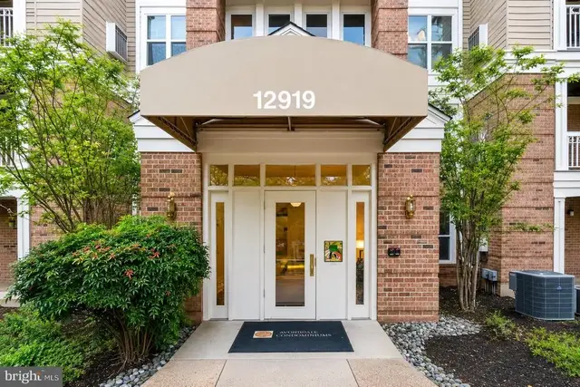 12919 Alton Sq #101, Herndon