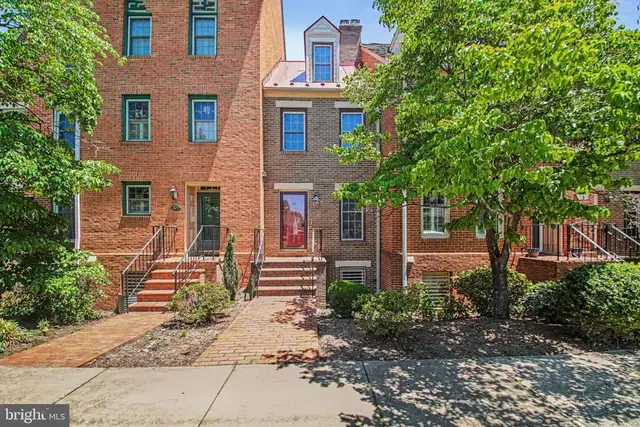 807 College Ave, Fredericksburg