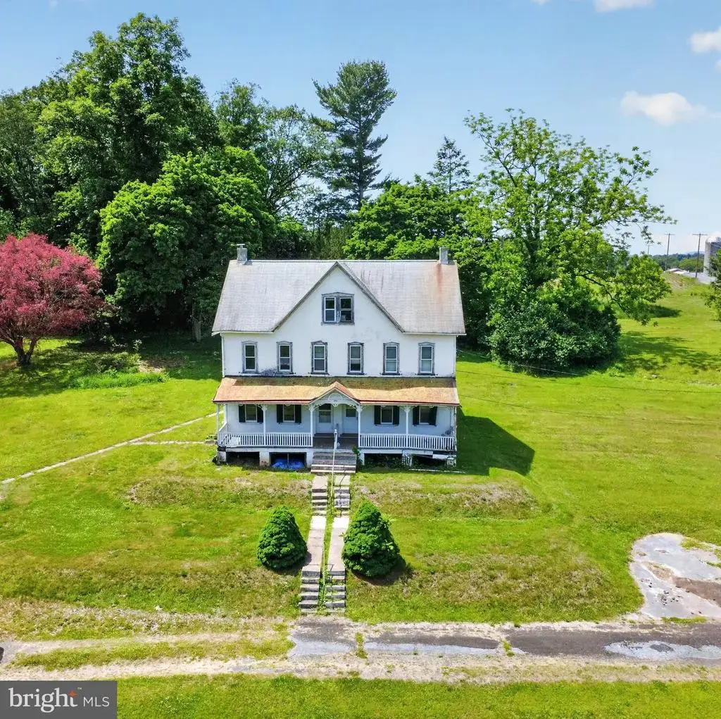 250 Kolb Rd, SPRING CITY