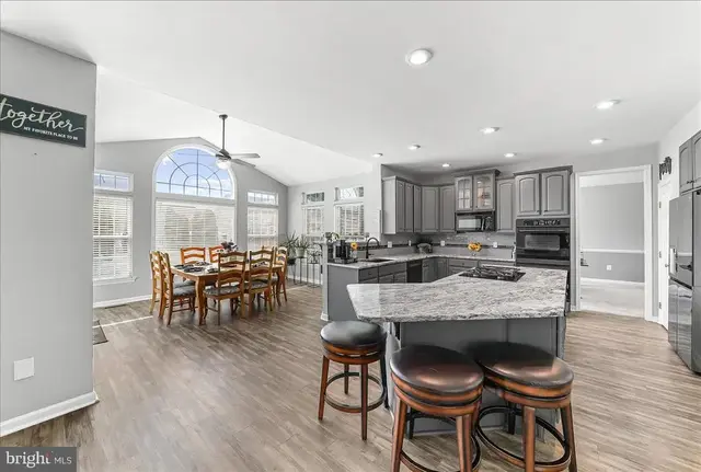 917 Benalli Dr, Middletown