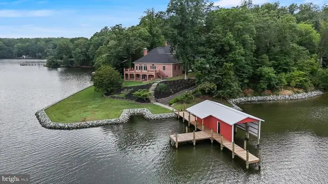 1650 Parran, Saint Leonard