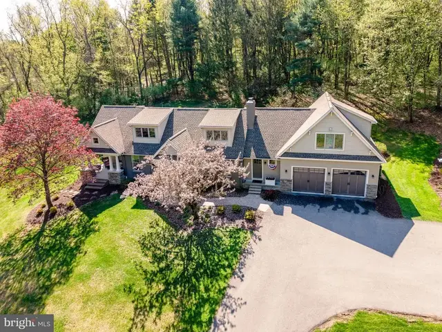 5826 Glen Rd, Coopersburg