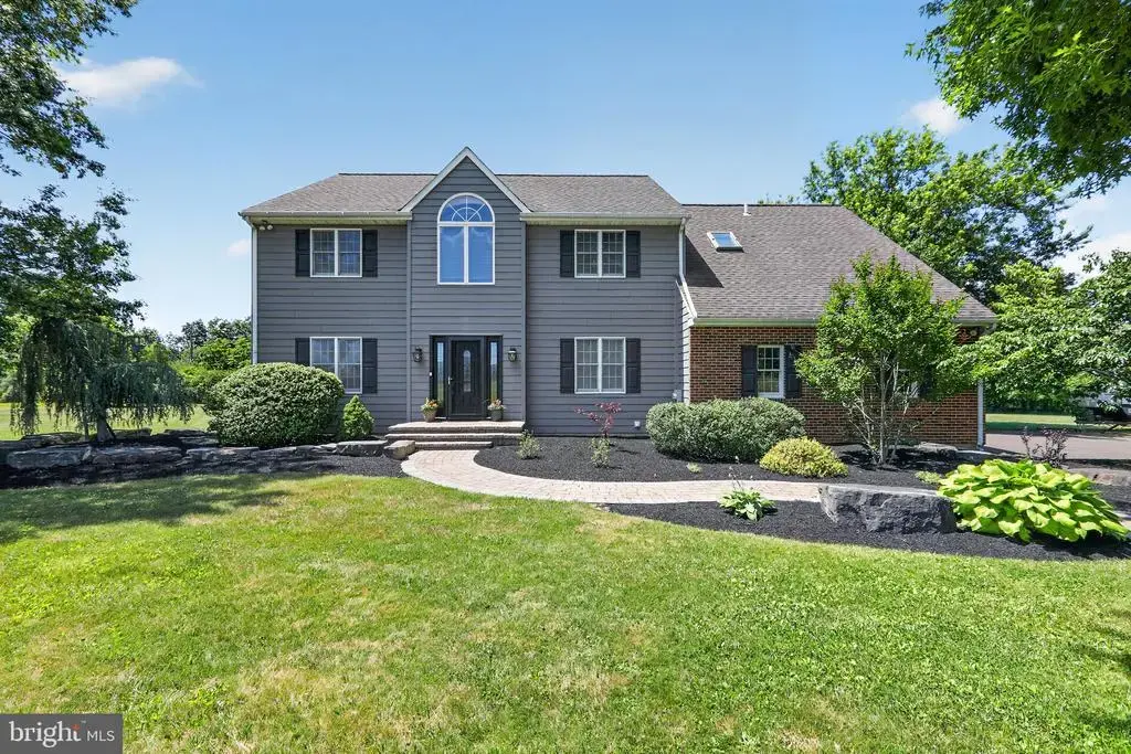 2002 Broad St, PERKASIE