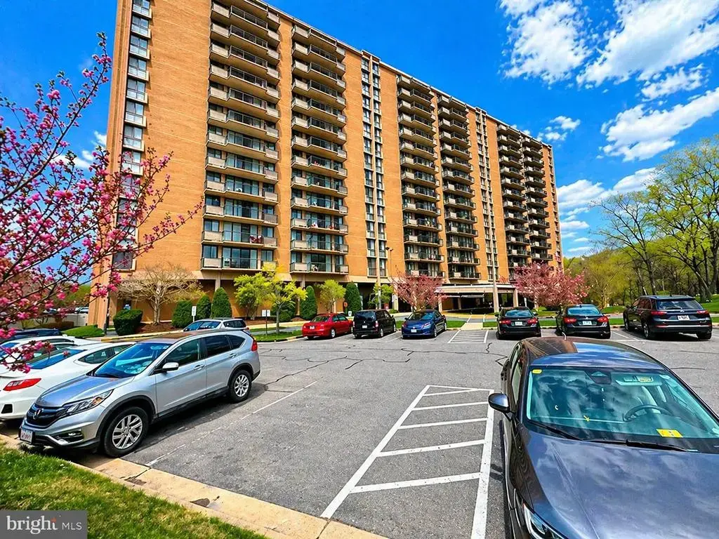 6100 Westchester Park Dr #1517, COLLEGE PARK
