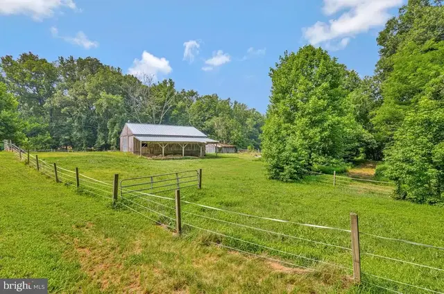 200 M F Bowen Rd, Huntingtown