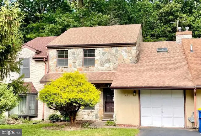 271 Pine Valley Rd, Dover