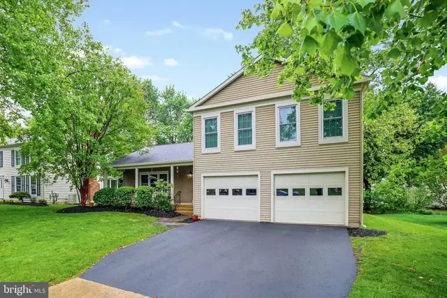 12755 Flat Meadow Ln, Herndon