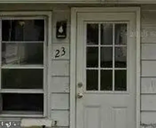 23 E St Cleveland Ave, Newark