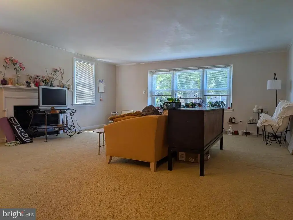 2433 N 50th St #1st Fl, PHILADELPHIA