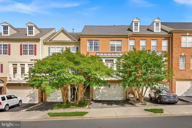 43804 Lees Mill Sq, Leesburg