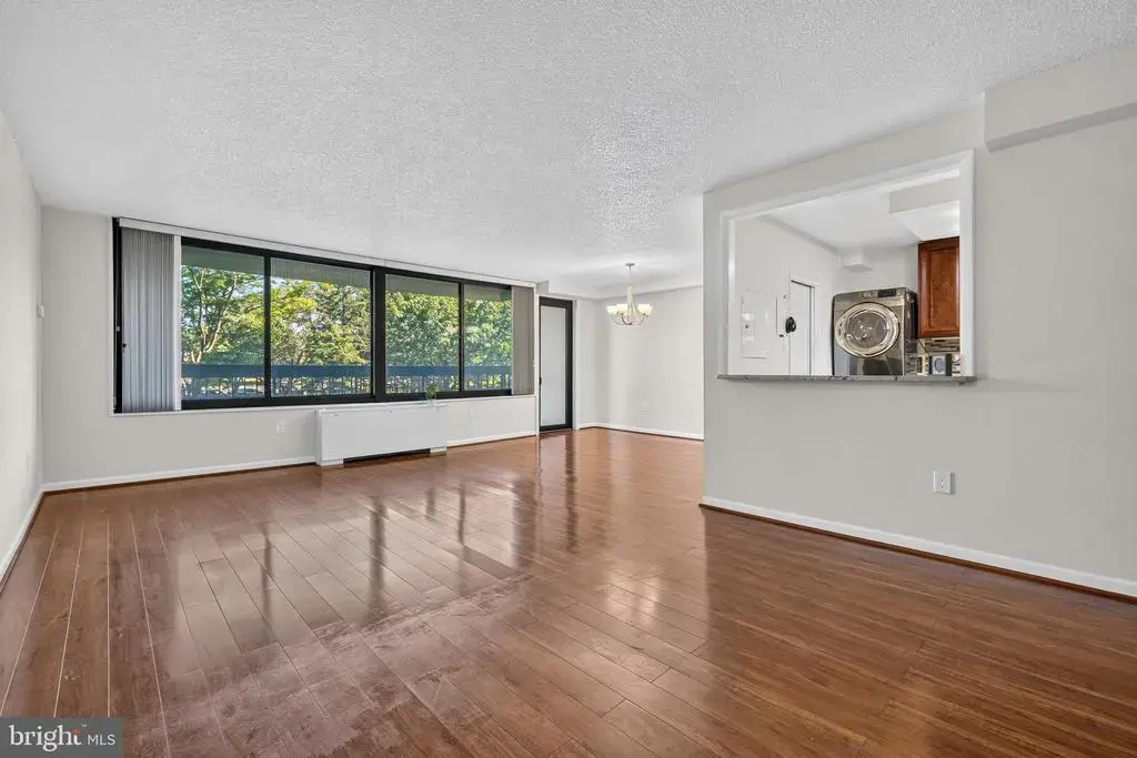 3701 S George Mason Dr #206n, FALLS CHURCH