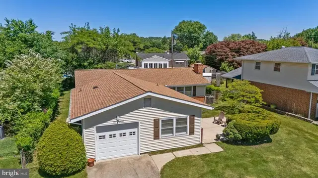 118 White Fawn Rd, Newark