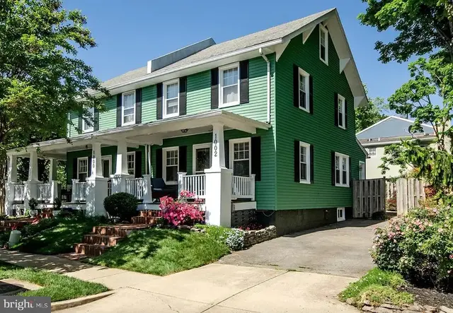 1002 N Columbus St N, Alexandria