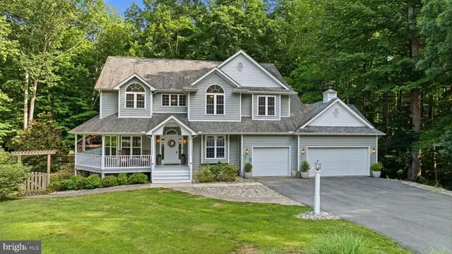 3114 Kenni Ln, Dunkirk