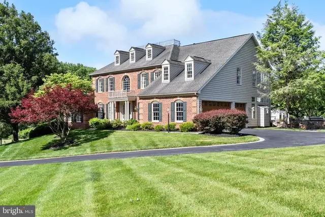 7 Red Tree Ln, Reisterstown
