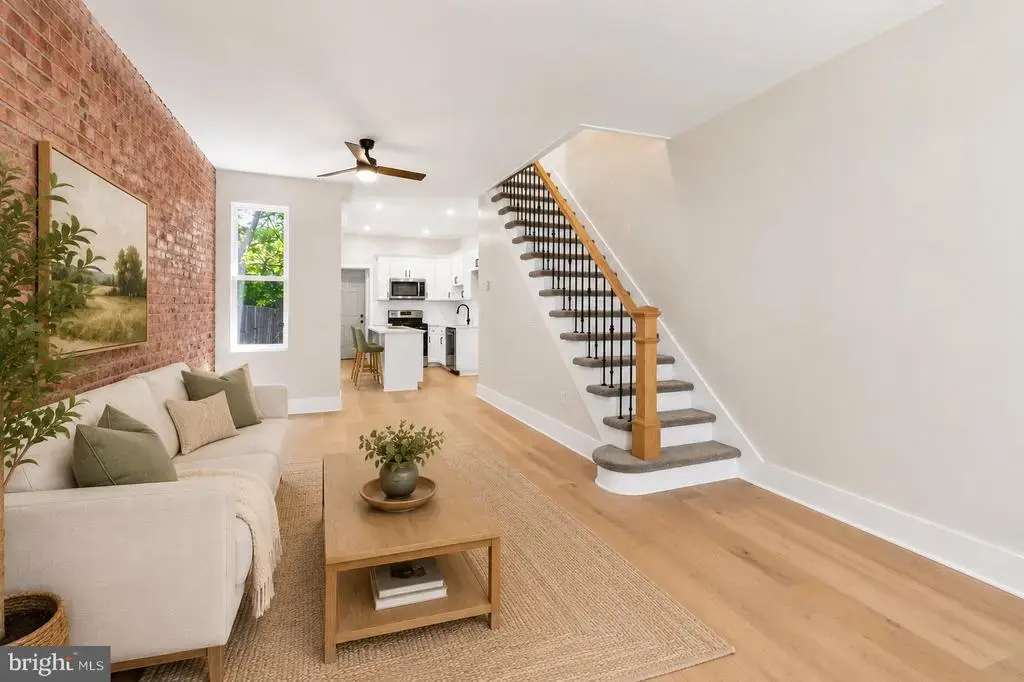 3345 Amber St, PHILADELPHIA