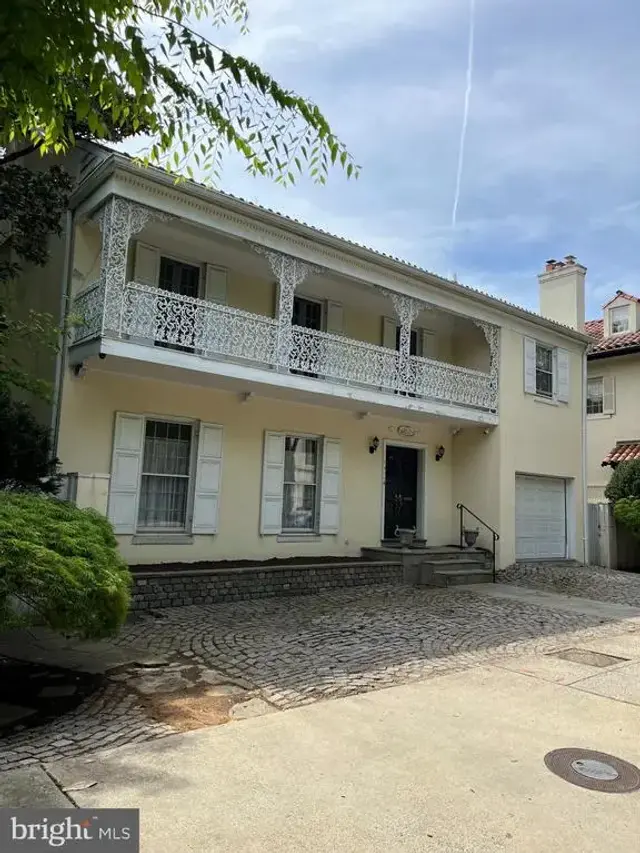 2408 Tracy Pl Nw, Washington