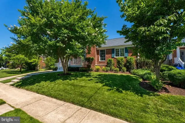 4909 Aurora Dr, Kensington